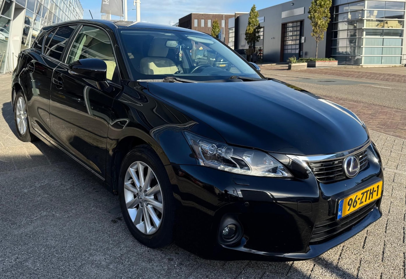 Lexus CT 200h - Hybrid - dealer onderhouden - AutoWereld.nl