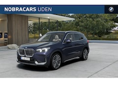 BMW X1 - xDrive23i High Executive xLine Automaat / Panoramadak / Trekhaak / Sportstoelen / Parking