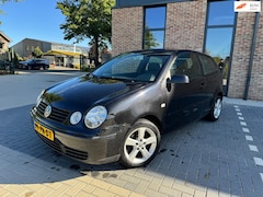 Volkswagen Polo - 1.4-16V Athene | Airco | NAP | 2004 | Zwart