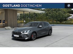 BMW 1-serie - 120 M Sport Automaat / Panoramadak / Sportstoelen / Achteruitrijcamera / M Adaptief onders