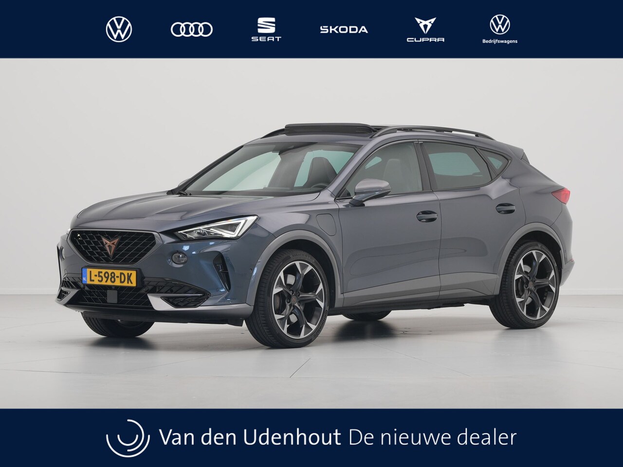 CUPRA Formentor - 1.4 e-Hybrid VZ Performance Panorama Camera Sideassist Navigatie Carplay Stoel/Stuurverwar - AutoWereld.nl
