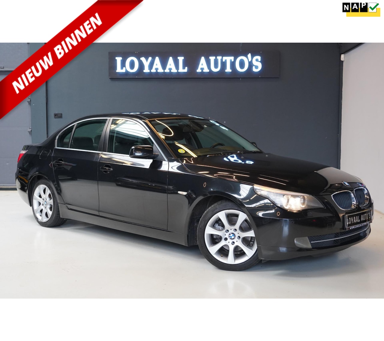 BMW 5-serie - 520i Business Line Edition I | AUT | NAVI | CRUISE | PDC | NAP | APK - AutoWereld.nl