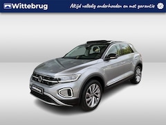 Volkswagen T-Roc - 1.5 TSI Style / Panorama dak / Cockpit Pro / IQ light / Stoel verwarming / Camera