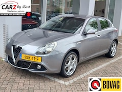 Alfa Romeo Giulietta - 1.4 TURBO SUPER Nw. Distributieriem | Reeds rijklaar | Navi | Cruise