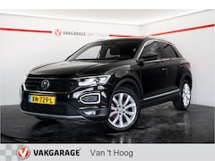 Volkswagen T-Roc - 1.5 TSI Sport Sfeerverlichting Trekhaak Camera DSG automaat