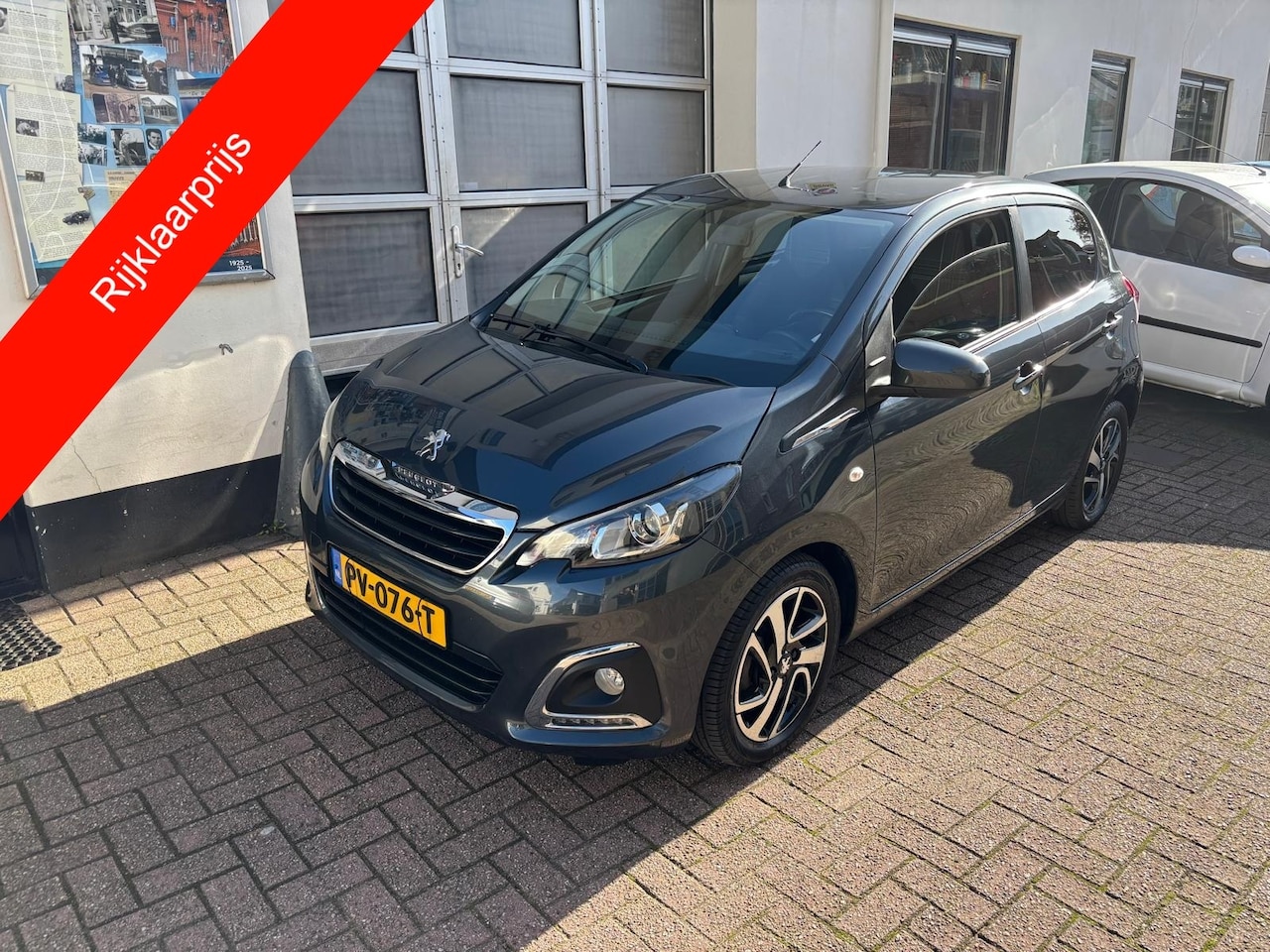 Peugeot 108 - 1.0 e-VTi 68pk 5D Allure - AutoWereld.nl
