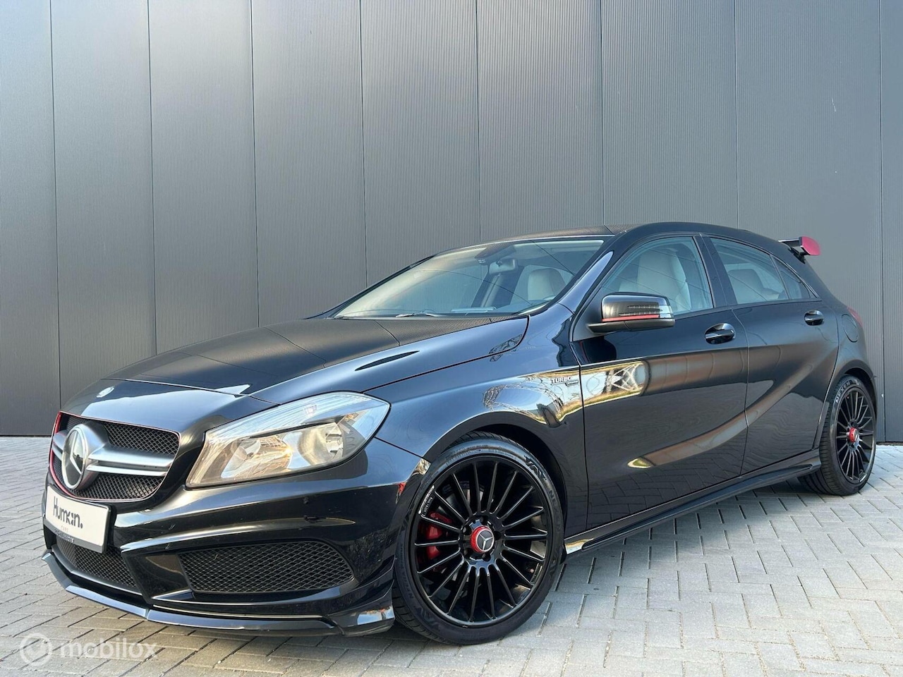 Mercedes-Benz A-klasse - 180 CDI Amg uitvoering 18 inch airco zwart - AutoWereld.nl