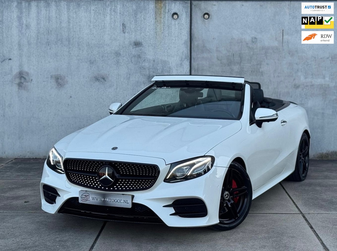 Mercedes-Benz E-klasse Cabrio - 300 AMG HEADUP BURMESTER NAP VIRTUAL AIRSCARF - AutoWereld.nl
