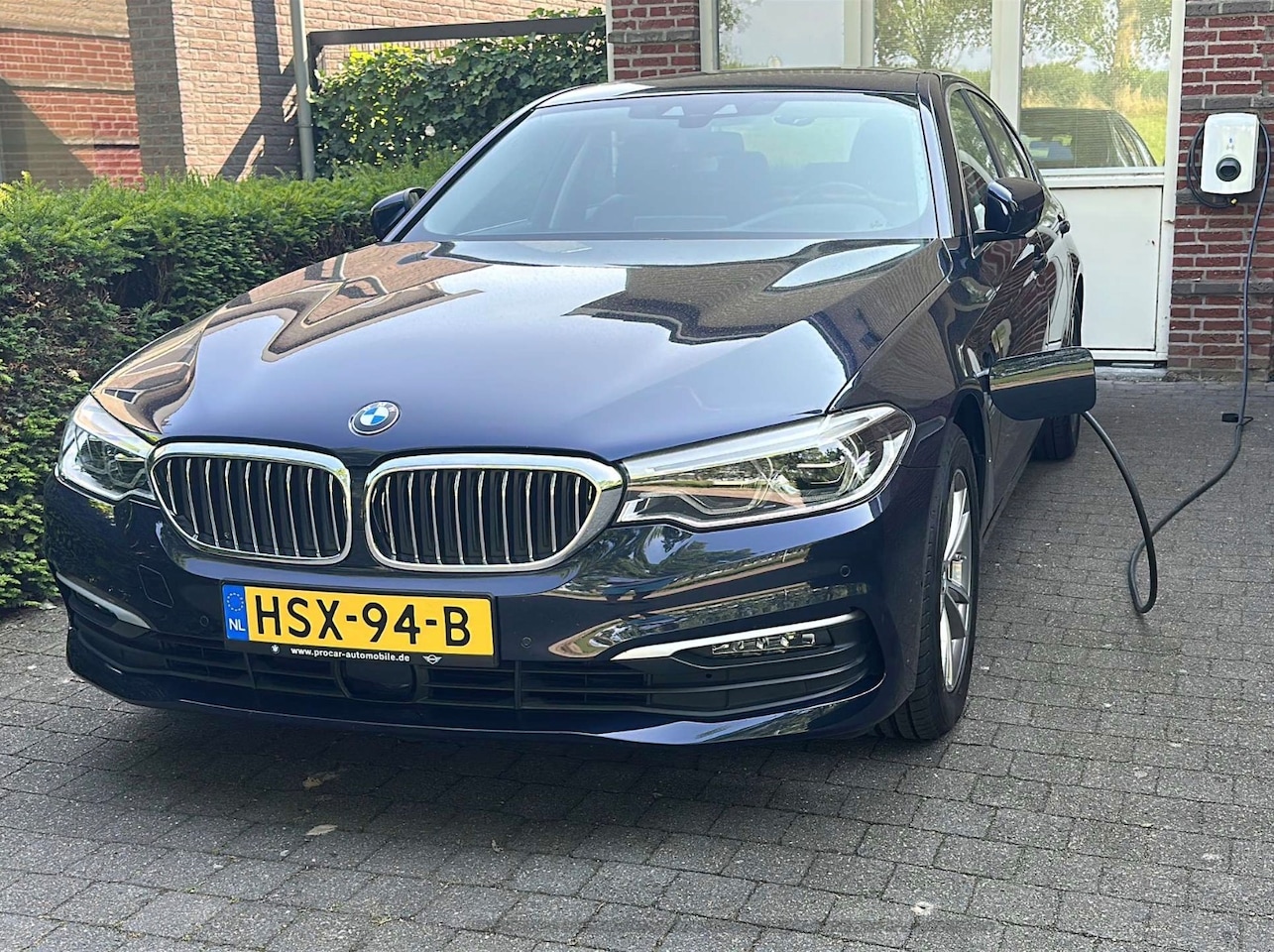 BMW 5-serie - 530e xDrive iPerformance Executive Incl garantie tot mei 2027 - AutoWereld.nl