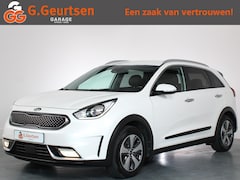 Kia Niro - 1.6 GDi Hybrid First Edition Trekhaak, Stoel/Stuurverwarming, Apple Carplay/Android Auto,