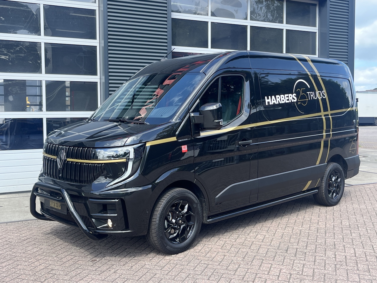 Renault Master - L2H2 150PK AUTOMAAT Harbers Edition - AutoWereld.nl
