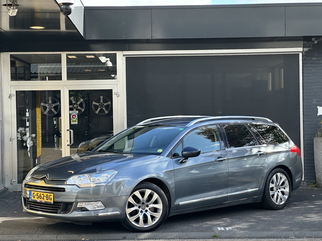 Citroën C5 Tourer - 3.0 V6 Exclusive AUTO / CLIMA / MASSAGE / ELEKT. STOELEN / STOELVERWARMING - AutoWereld.nl