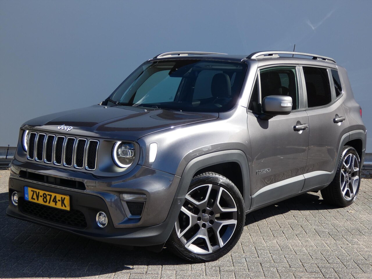 Jeep Renegade - 1.3T DDCT Limited 1.3T 150pk DDCT Limited - AutoWereld.nl
