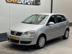 Volkswagen Polo - 1.4-16V Comfortline Automaat AIRCO 4 DEURS