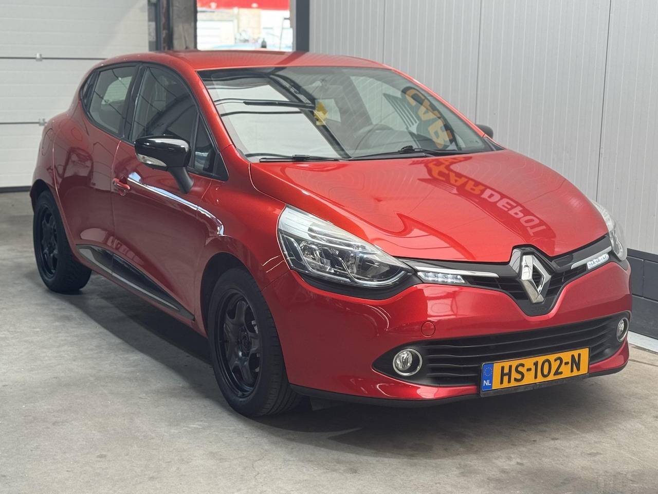 Renault Clio - 0.9 TCe Expression 0.9 TCe Expression - AutoWereld.nl