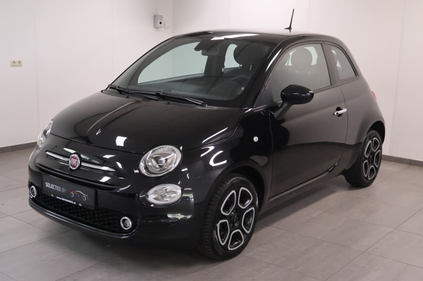 Fiat 500 - 1.0 Hybrid Club | Pack Comfort & Tech - AutoWereld.nl
