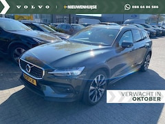 Volvo V60 Cross Country - 2.0 B5 AWD Pro | Adaptieve cruise controle | Blis | Harman/Kardon | Head-up Display| 360º