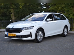 Skoda Octavia Combi - 1.5 TSi mHEV ACT Ambition Facelift | Camera | Stoel/Stuur verw. | App Connect
