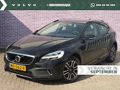 Volvo V40 Cross Country - 2.0 T3 Momentum | Standkachel | on Call | DAB RADIO | Stoelverwarming | High Performance A