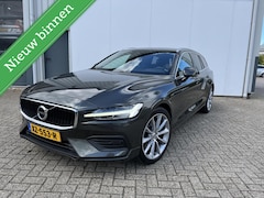 Volvo V60 - 2.0 T5 Momentum|ACC|intellisafe Surround|trekhaak|stoel/stuur/achterbank verw.|Standkachel