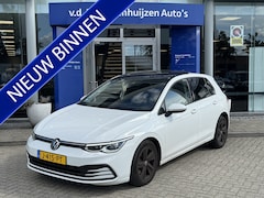Volkswagen Golf - 1.5 TSI Life Business Apple Carplay | NAVI | HU | Lane Assist | Stoelverwarming + Memory +