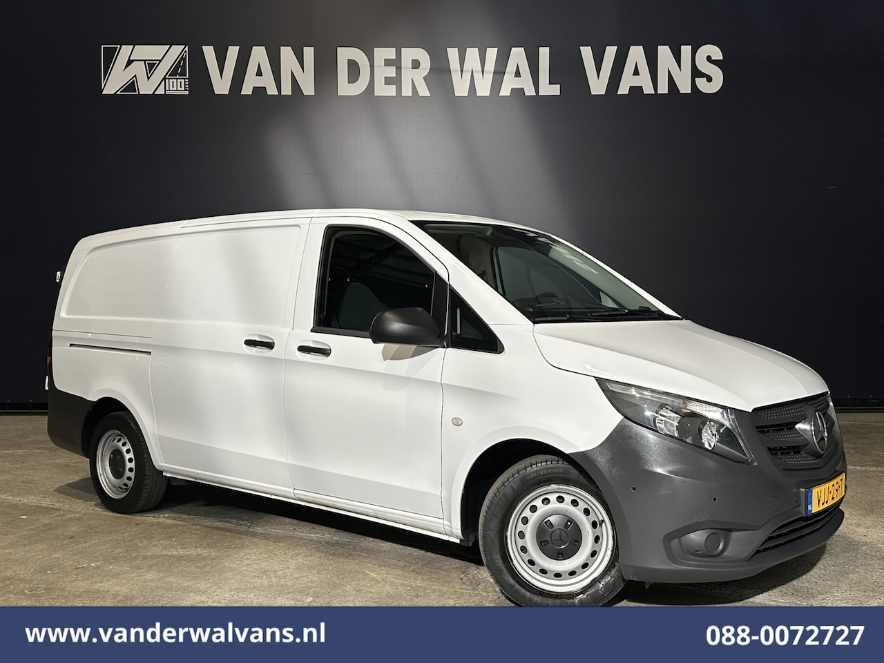 Mercedes-Benz Vito - 116 CDI 164pk L2H1 Euro6 Airco | Camera | Navigatie | Trekhaak | Apple Carplay Cruiscontro - AutoWereld.nl