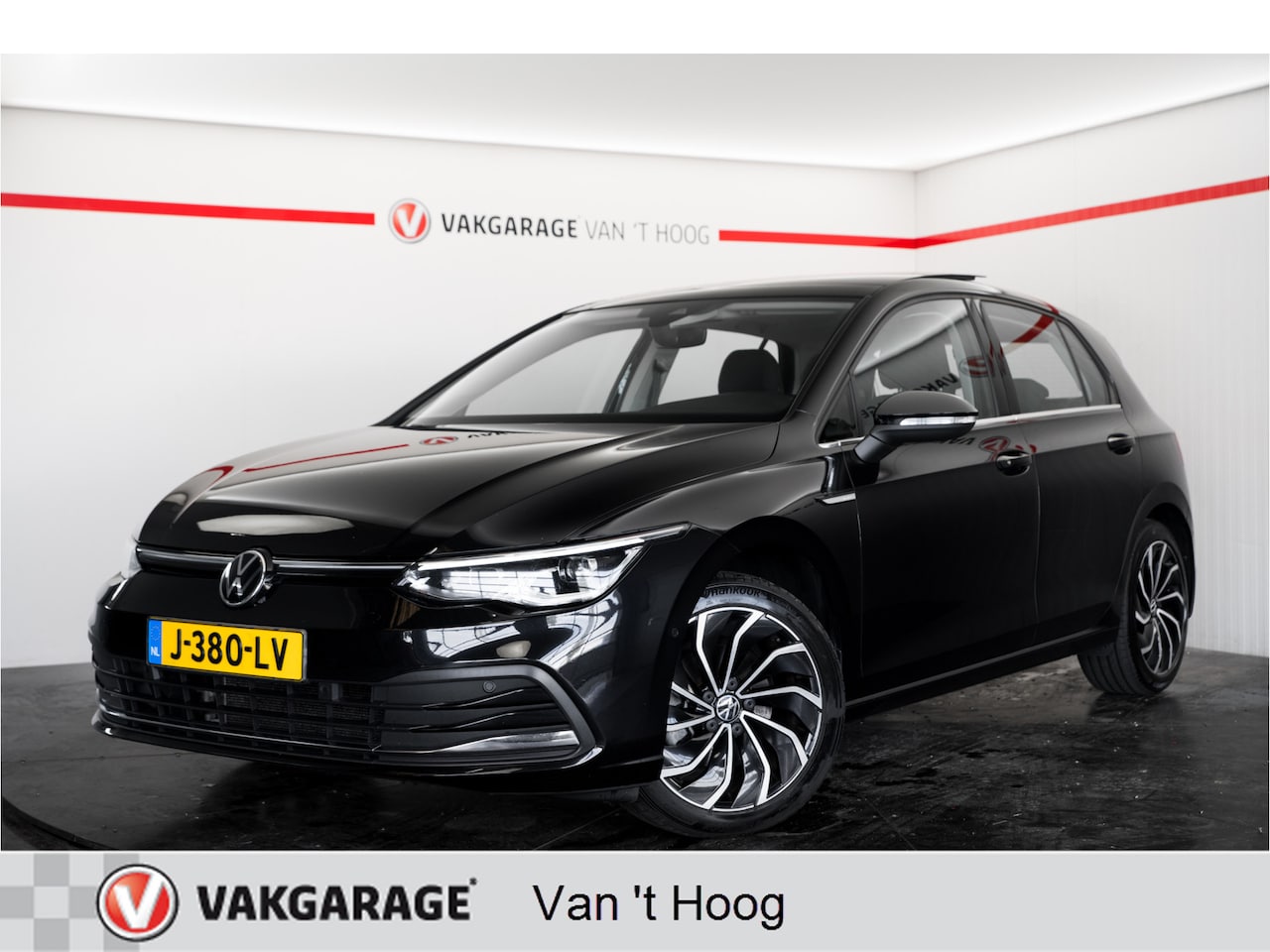 Volkswagen Golf - 1.5 eTSI Style Panoramadak EGR stoelen Afn.trekhaak|Sfeerverlichting|Applecarplay - AutoWereld.nl