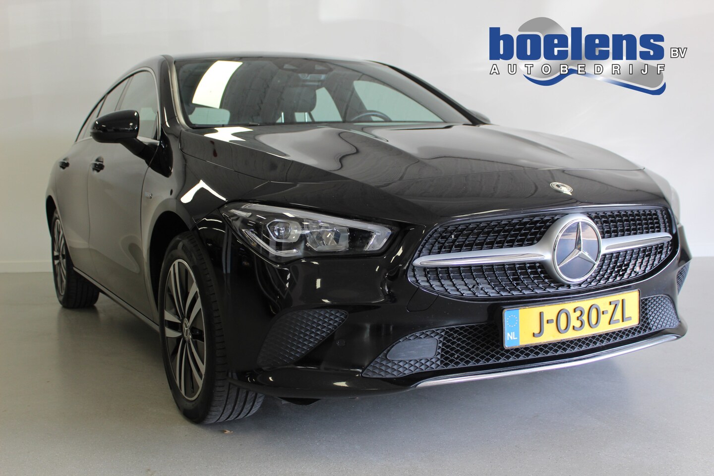 Mercedes-Benz CLA-klasse Shooting Brake - 250 e Business Solution Luxury Limited | STOEL-VERW | 17'LMV | LED | DAB-RADIO | E-KLEP | - AutoWereld.nl