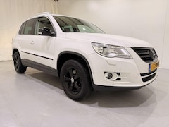 Volkswagen Tiguan - 1.4 TSI Sport Style