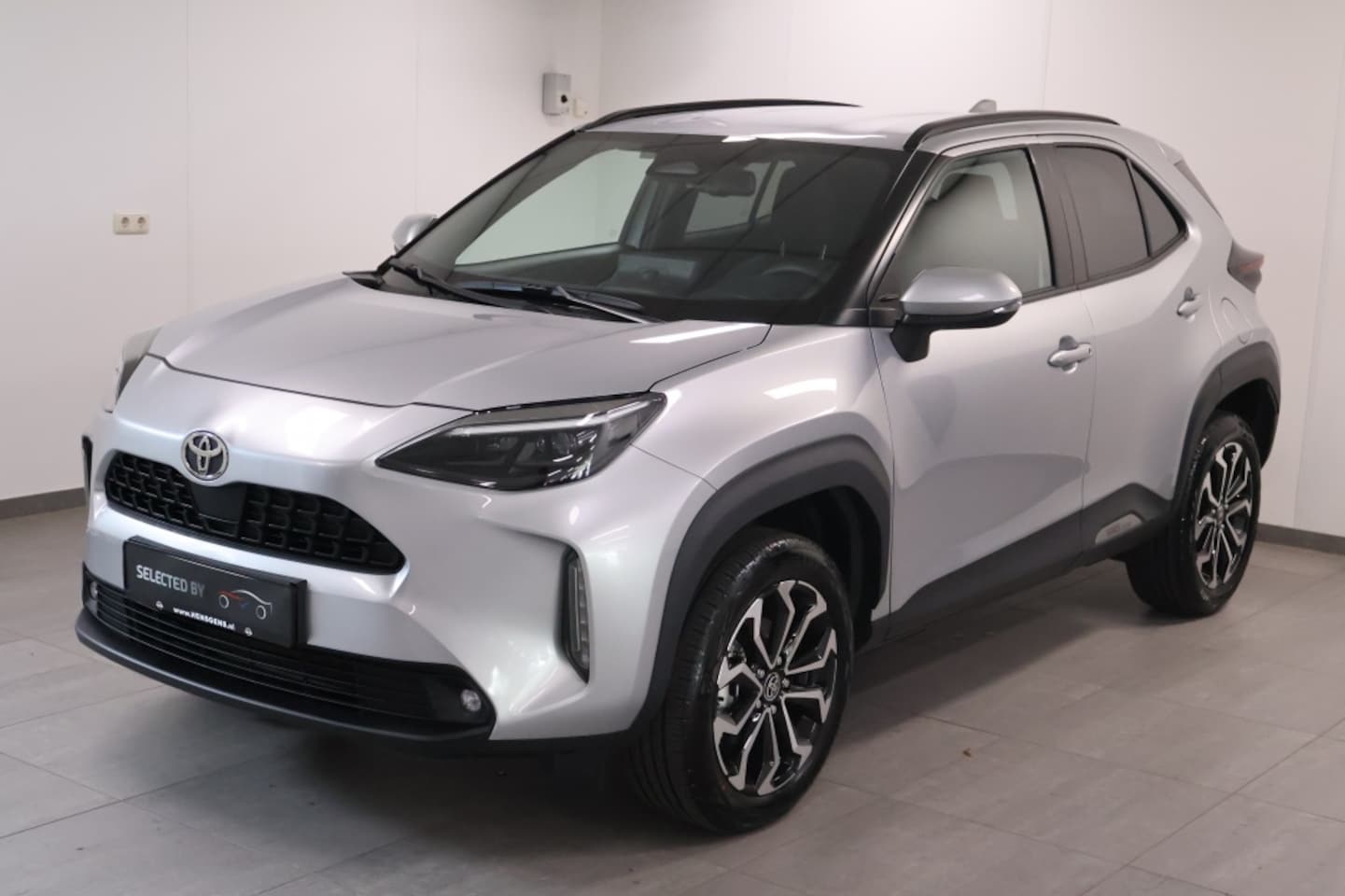 Toyota Yaris Cross - 1.5 Hybride 115 Dynamic | Winterpack - AutoWereld.nl