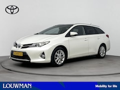 Toyota Auris Touring Sports - 1.8 Hybrid Lease
