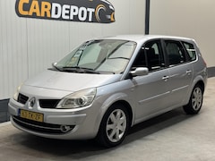 Renault Grand Scénic - 2.0-16V Tech Line 7p