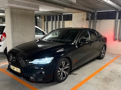 Volvo S60 - 2.0 T4 R-Design Leder | Carplay | Harman Kardon | Volledig onderhoud aantoonbaar, 2e eigenaar