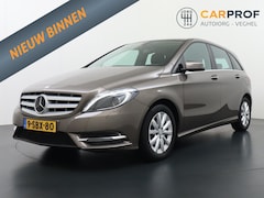 Mercedes-Benz B-klasse - 180 Ambition Automaat Trekhaak Navigatie