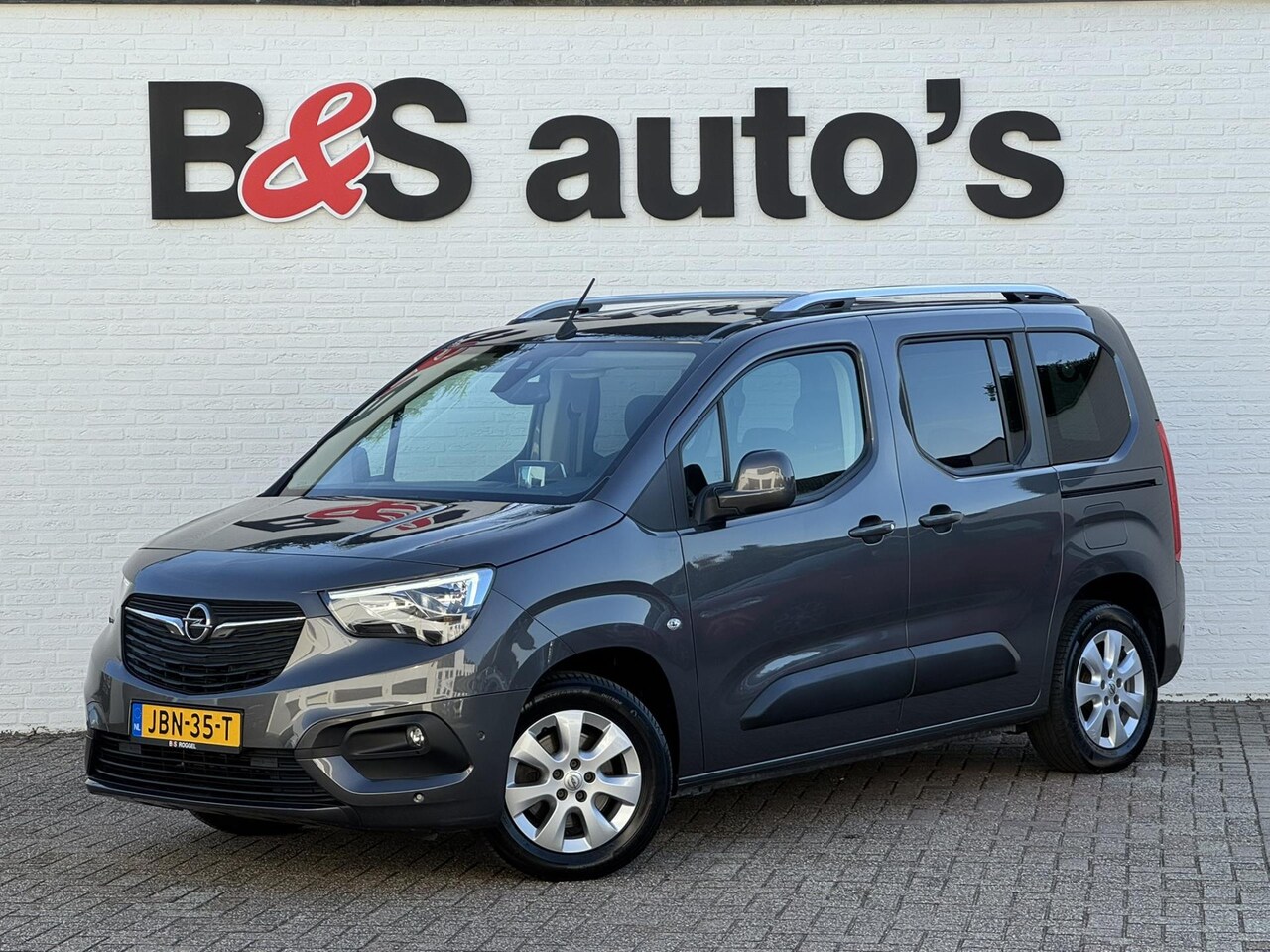Opel Combo Tour - 1.2 Turbo L1H1 5p Edition Automaat Head up Camera Cruise Clima Carplay - AutoWereld.nl