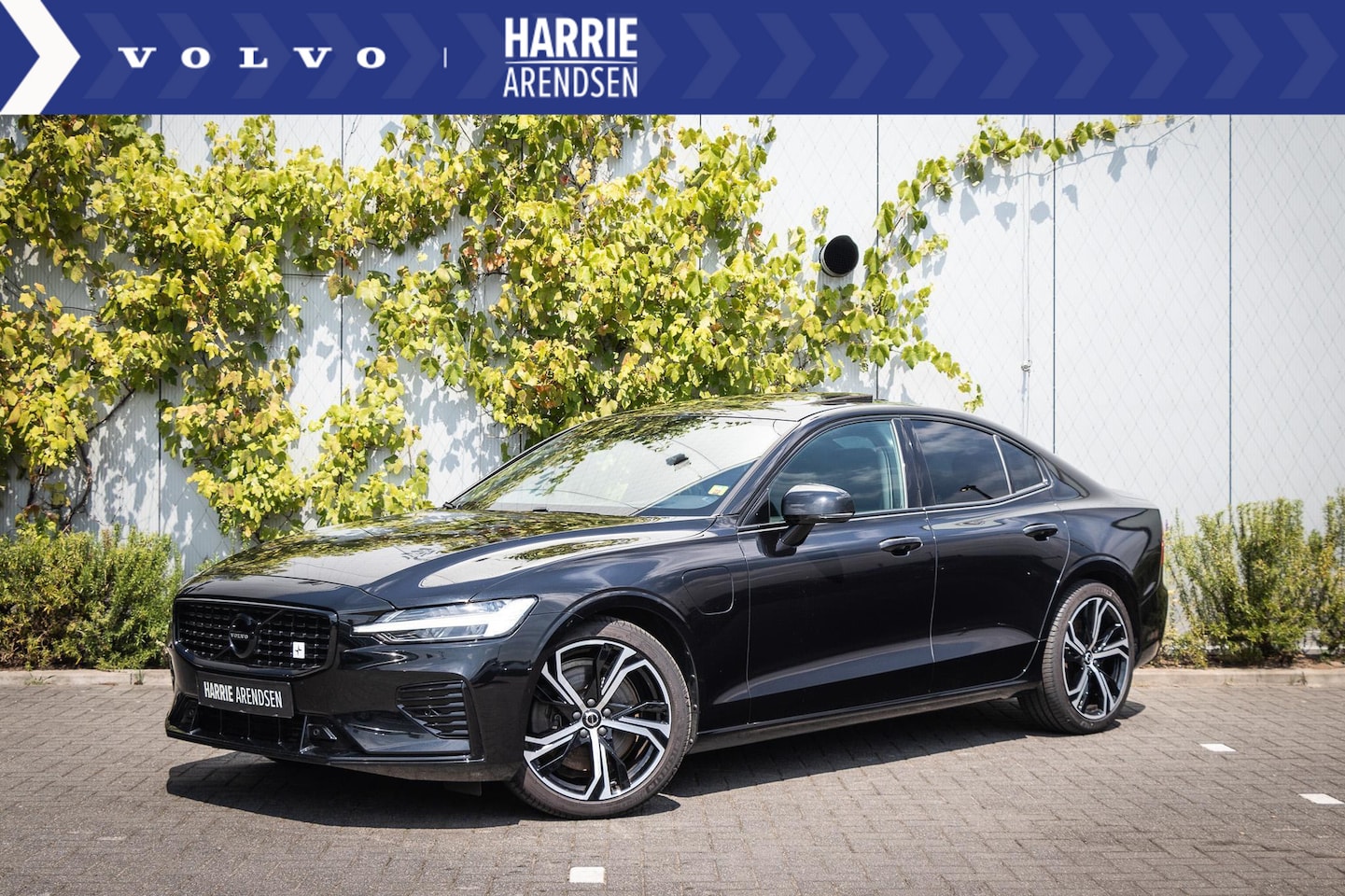 Volvo S60 - 2.0 T6 AWD Twin Engine R-Design | Panoramadak | Adaptive cruise control | 19" velgen | Har - AutoWereld.nl