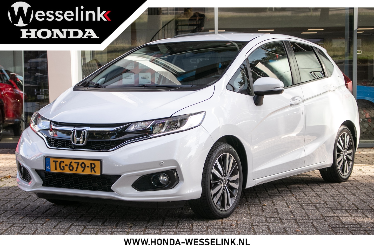 Honda Jazz - 1.3 i-VTEC Elegance - All-in rijklaarprijs | Trekhaak - AutoWereld.nl