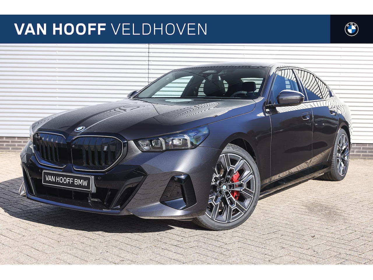 BMW i5 - eDrive40 M Sport / Panoramadak / Adaptieve LED / Adaptief onderstel professional / Bowers - AutoWereld.nl
