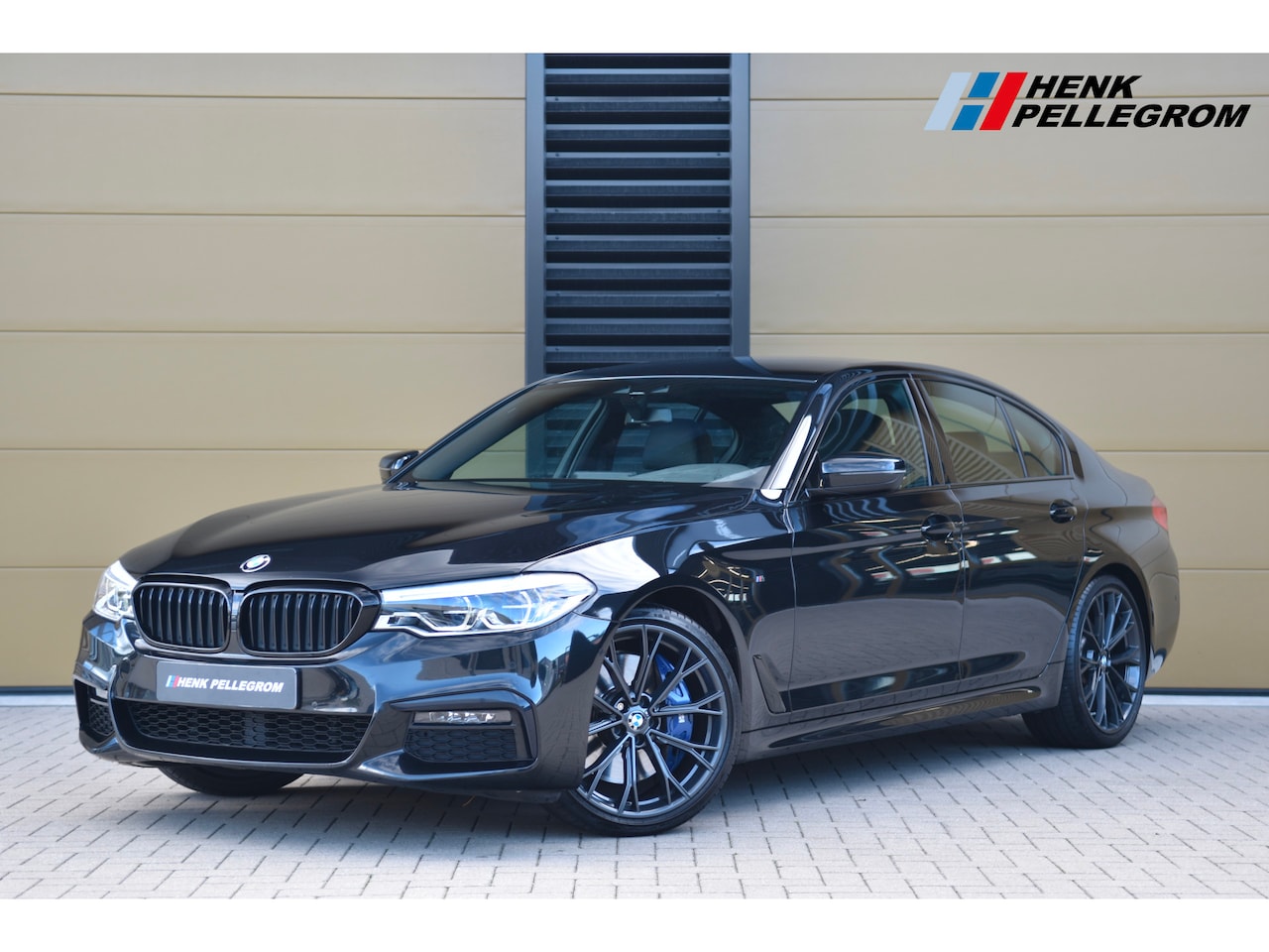 BMW 5-serie - 540i xDrive High Executive * Comfortstoelen * M-Sportpakket * 1e Eigenaar * Dealeronderhou - AutoWereld.nl