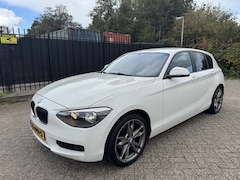 BMW 1-serie - 114i EDE Business