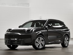 Lynk & Co 08 - 345PK Core, 200km Hybride, High Beam LED, Panoramadak, 360° Camera, 19" Wielen, Stoelverwa