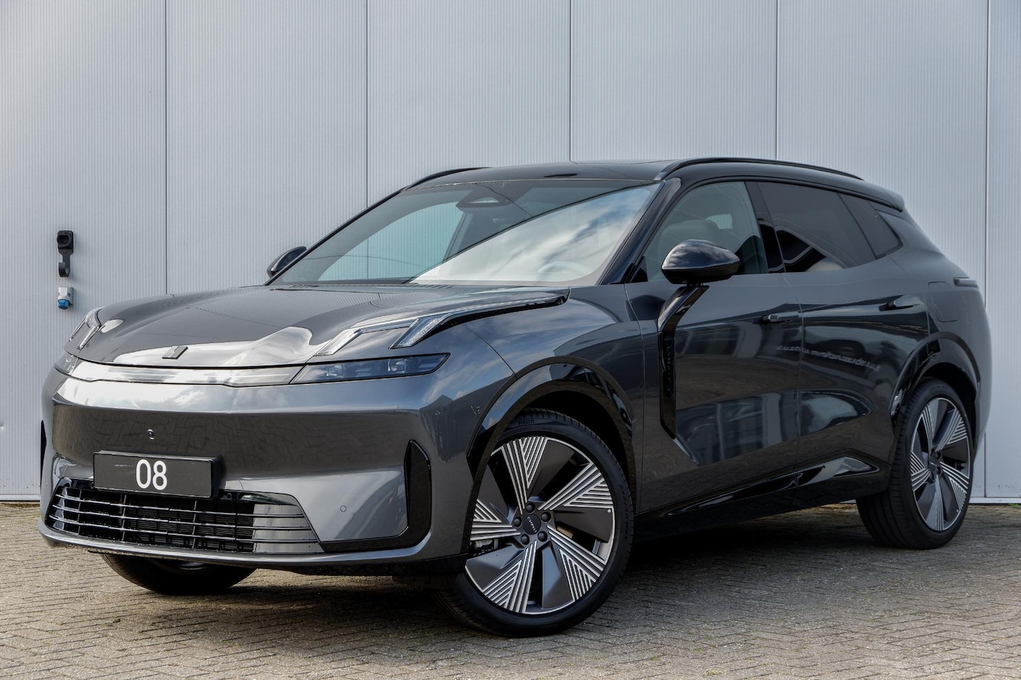 Lynk & Co 08 - 345PK More | 200km Hybride | Stoelmassage, Verwarming en Ventilatie | Panoramadak | Matrix - AutoWereld.nl