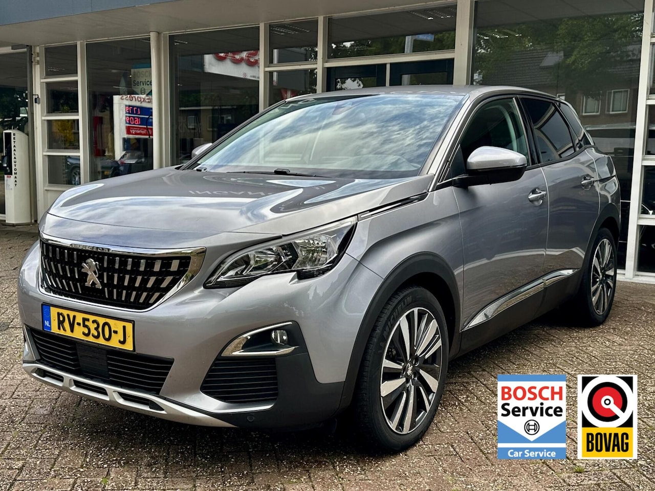 Peugeot 3008 - 1.2 PureTech GT Line Climat, Navi, Camera, Bluetooth, LM.. - AutoWereld.nl