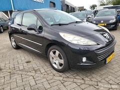 Peugeot 207 - 1.6 VTi Première