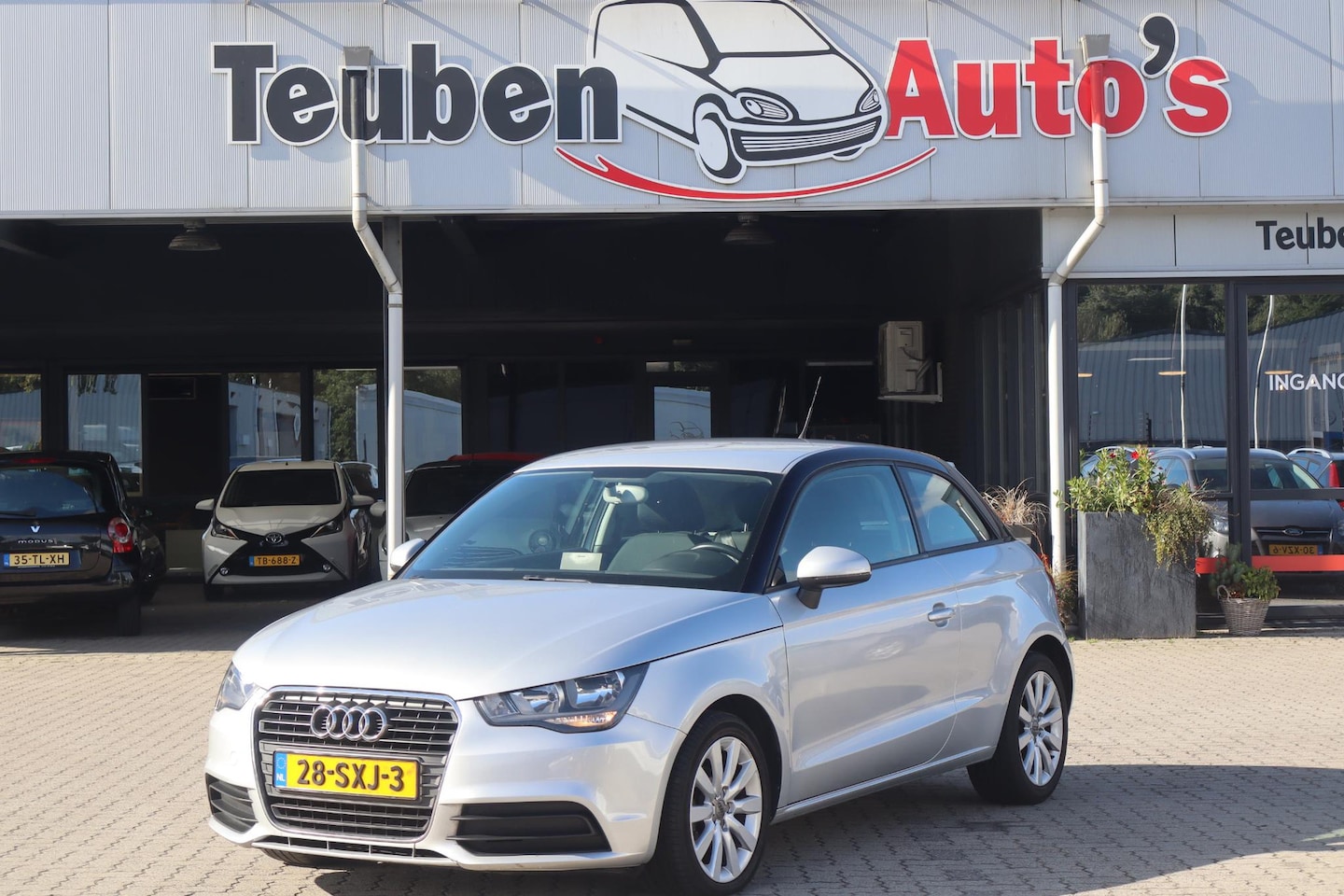 Audi A1 - 1.2 TFSI Connect Airco, Navigatie, Cruise control, Lichtmetalen wielen - AutoWereld.nl