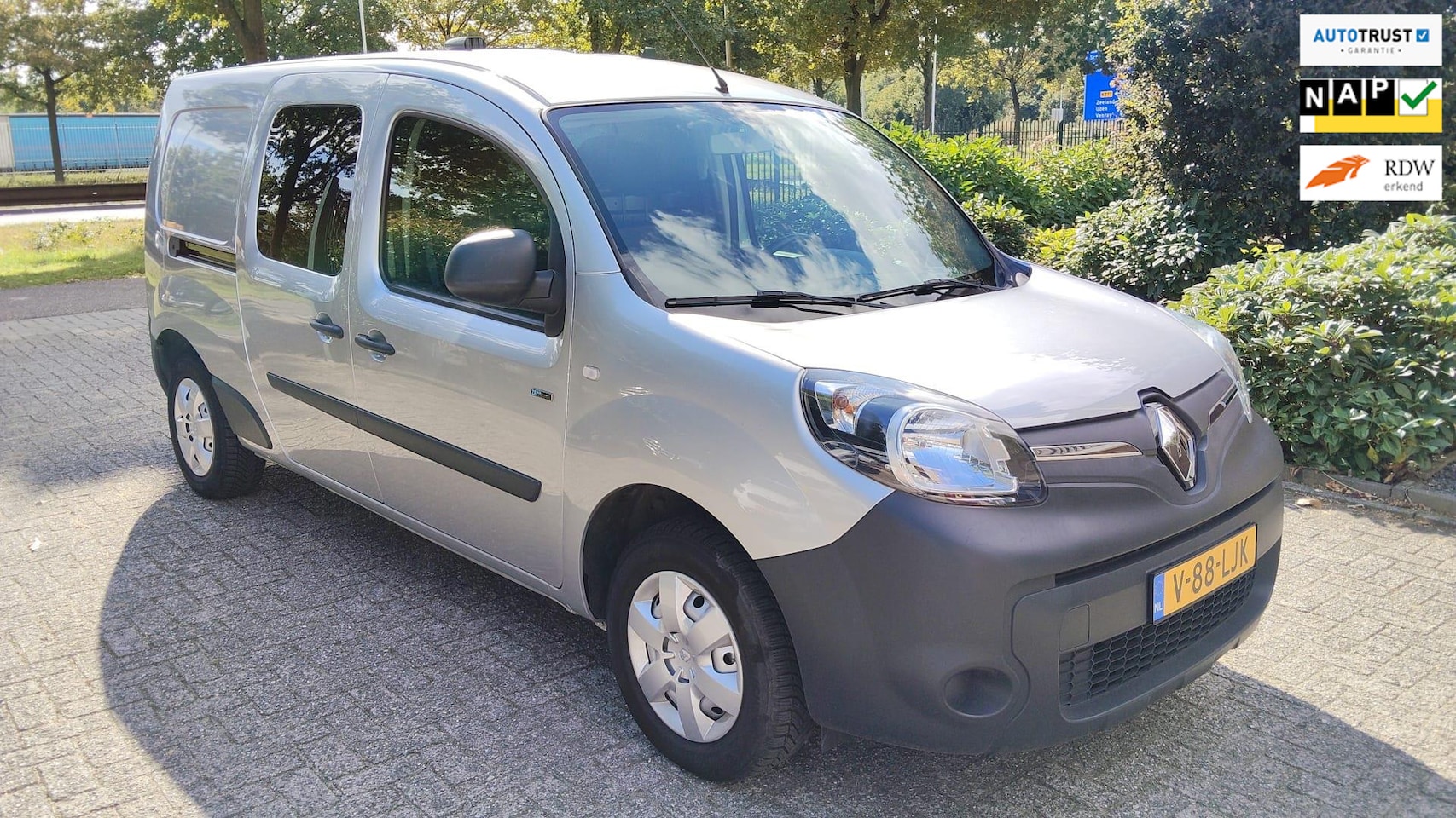 Renault Kangoo - Z.E. Maxi Z.E. Maxi , 9500 km , grijs - AutoWereld.nl