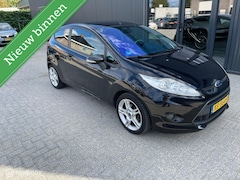 Ford Fiesta - 1.6 Ghia