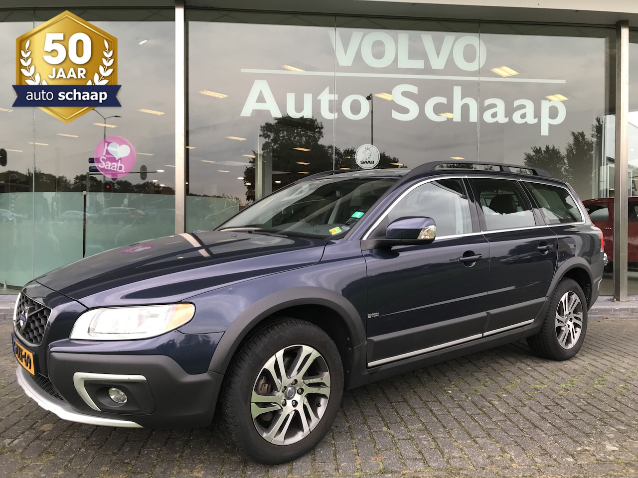 Volvo XC70 - 2.0 D4 FWD Nordic+ Automaat | Rijklaar incl garantie | Standkachel Verwarmbaar voorruit Pa - AutoWereld.nl