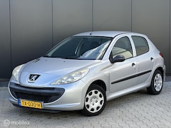 Peugeot 206 - 1.1 XS