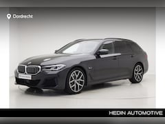 BMW 5-serie Touring - 530e M-Sport | Panorama | Comfortzetels | Head-Up | High Executive | Laser | 2023 | 2 jaar